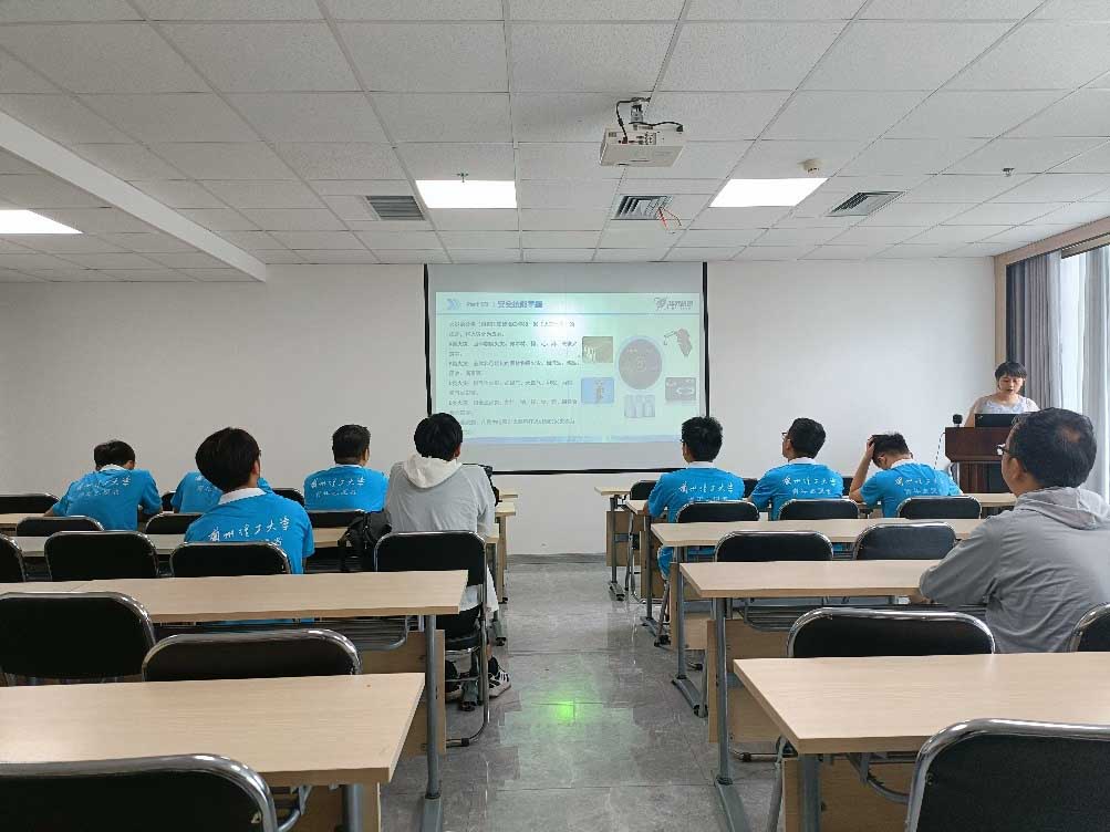 mW(xu)W(xu)M(jn)ˮA죺̽(qing)о֮·?lin)ഺʹ?></a></li></ul>
<ul class=